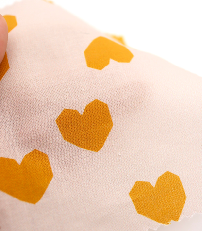 【25SS-046】ブロックハートプリント綿ローン　/0.5ｙあたり=～825円