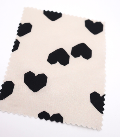 【25SS-046】ブロックハートプリント綿ローン　/0.5ｙあたり=～825円