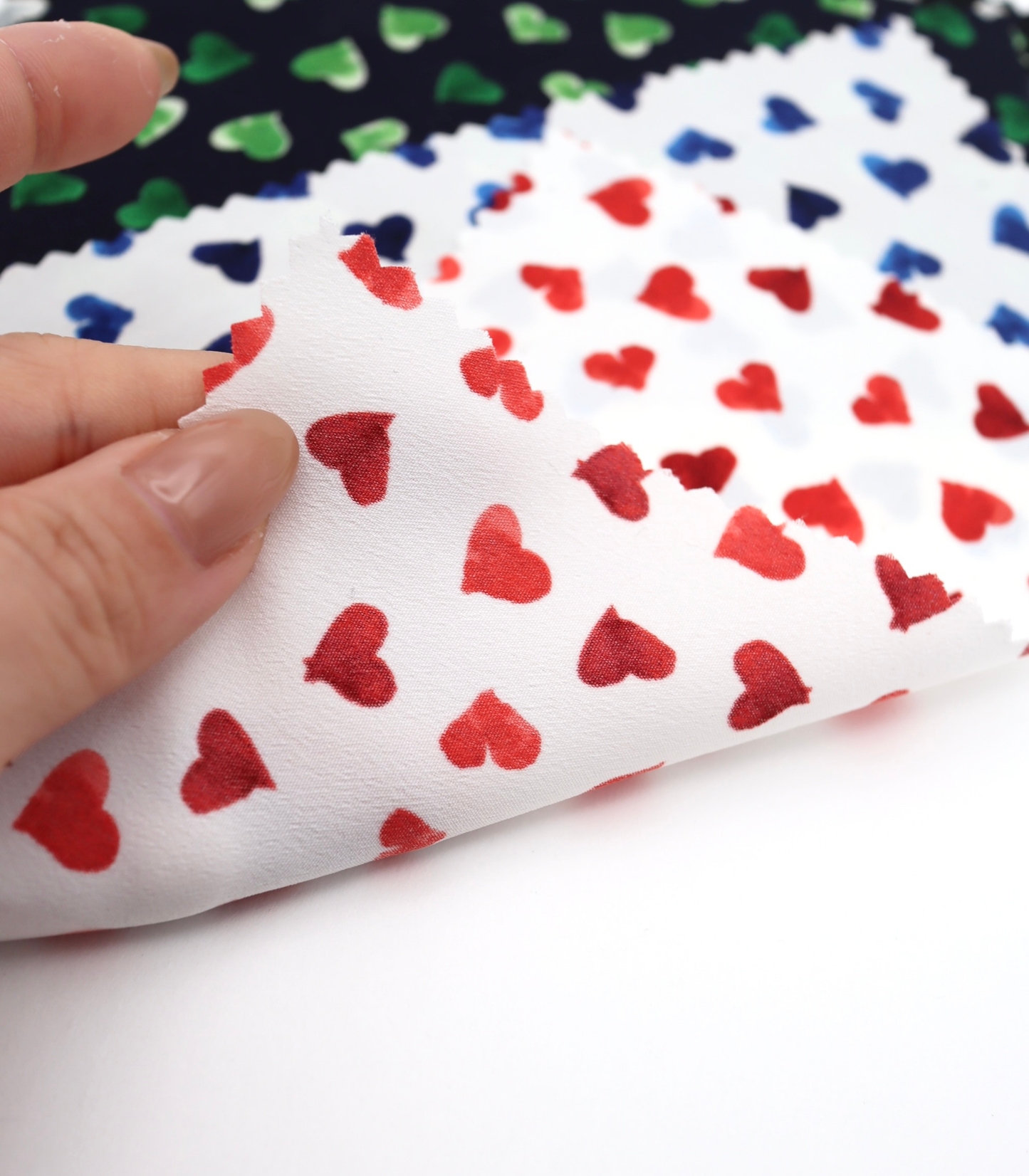 【25SS-052】ハートプリントデシン　/0.5ｙあたり=～745円