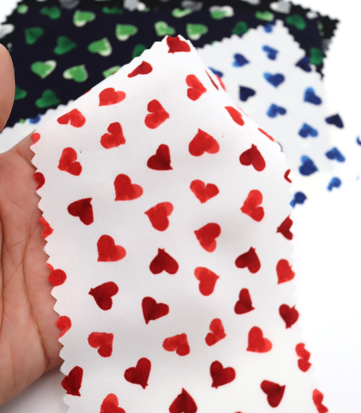 【25SS-052】ハートプリントデシン　/0.5ｙあたり=～745円