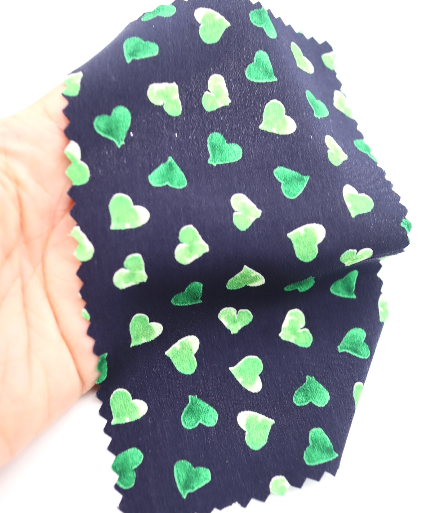 【25SS-052】ハートプリントデシン　/0.5ｙあたり=～745円