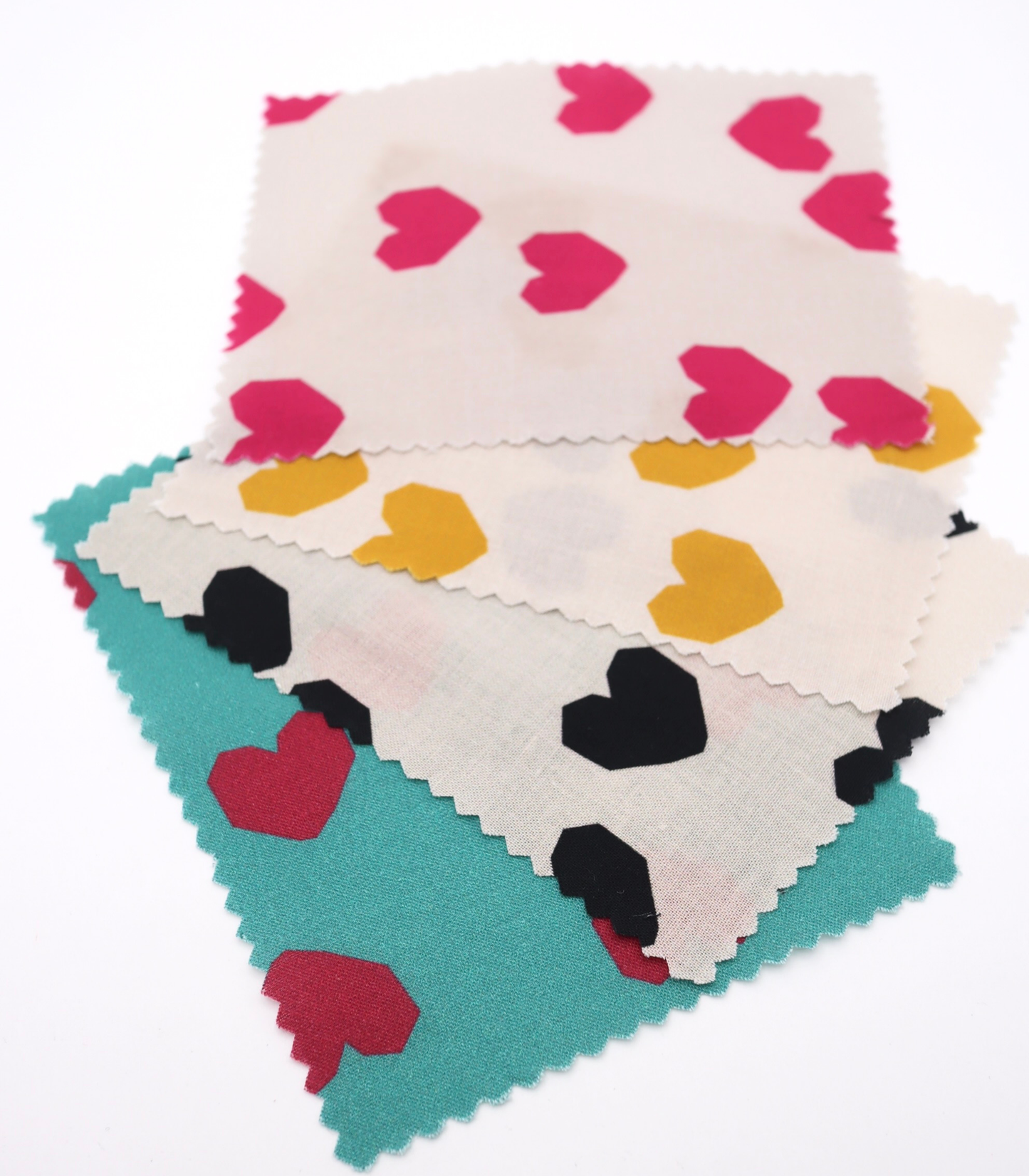 【25SS-046】ブロックハートプリント綿ローン　/0.5ｙあたり=～825円