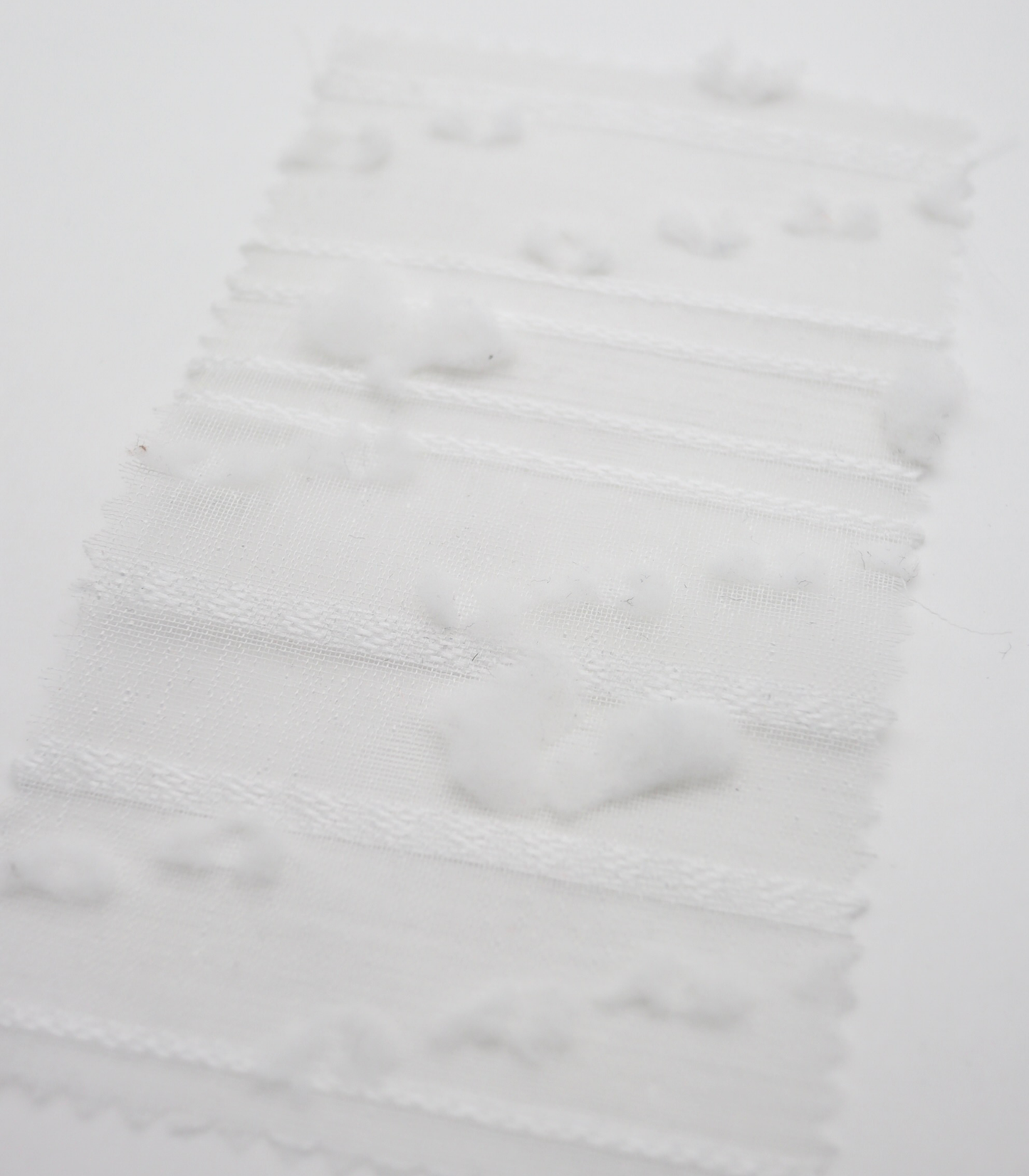 【25SS-371】もこもこフラワー×ボーダージャガードシアーローン　/0.5ｙあたり = ～580円