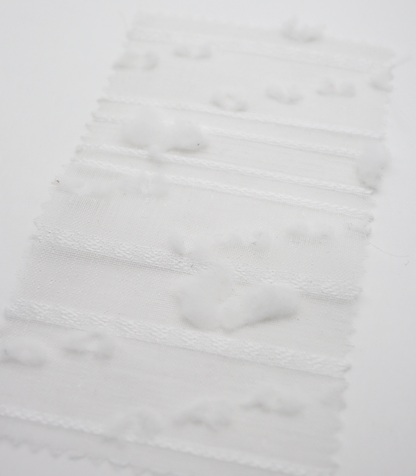 【25SS-371】もこもこフラワー×ボーダージャガードシアーローン　/0.5ｙあたり = ～580円