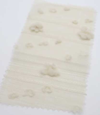 【25SS-371】もこもこフラワー×ボーダージャガードシアーローン　/0.5ｙあたり = ～580円