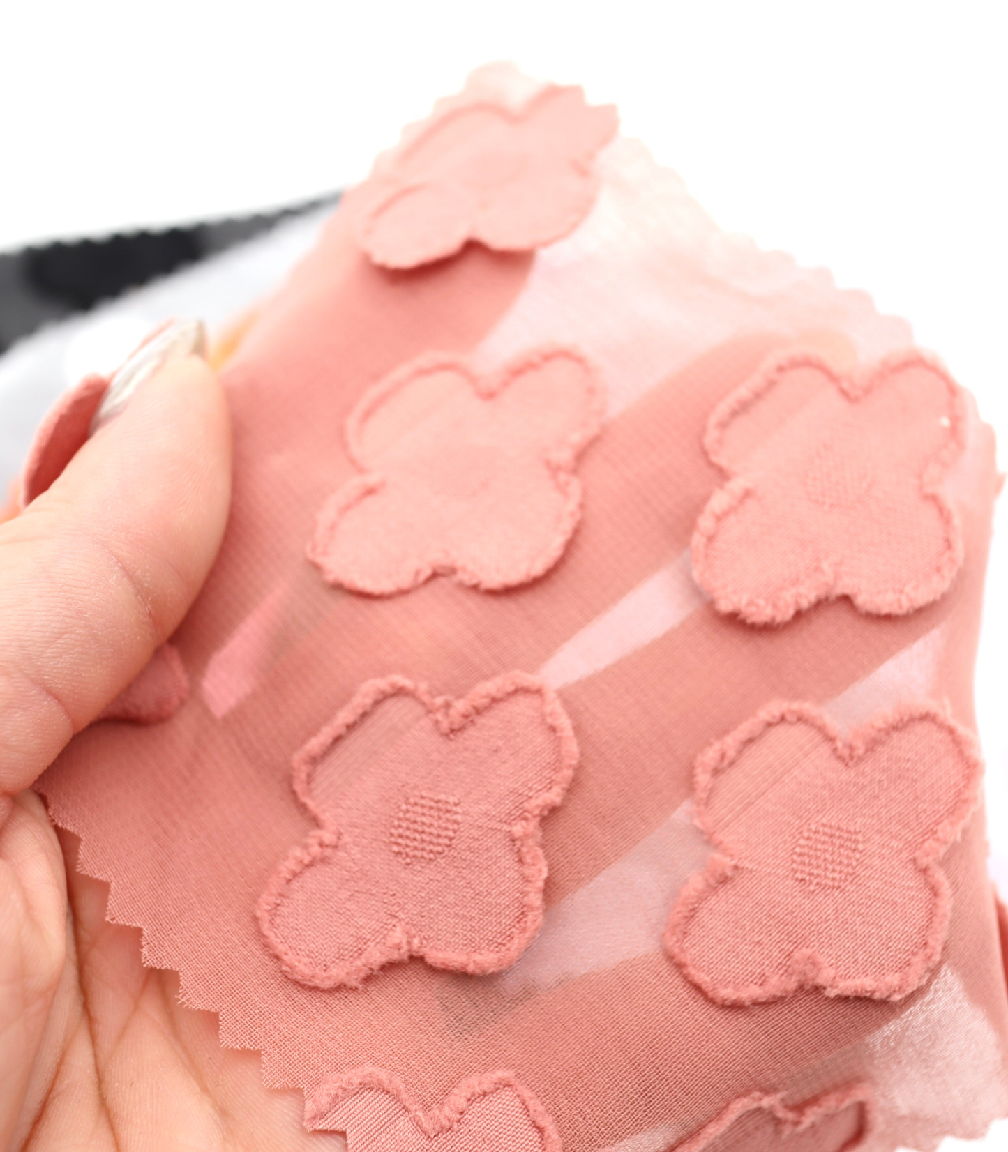 【25SS-376】立体フラワージャガードシフォン　/0.5ｙあたり = ～745円