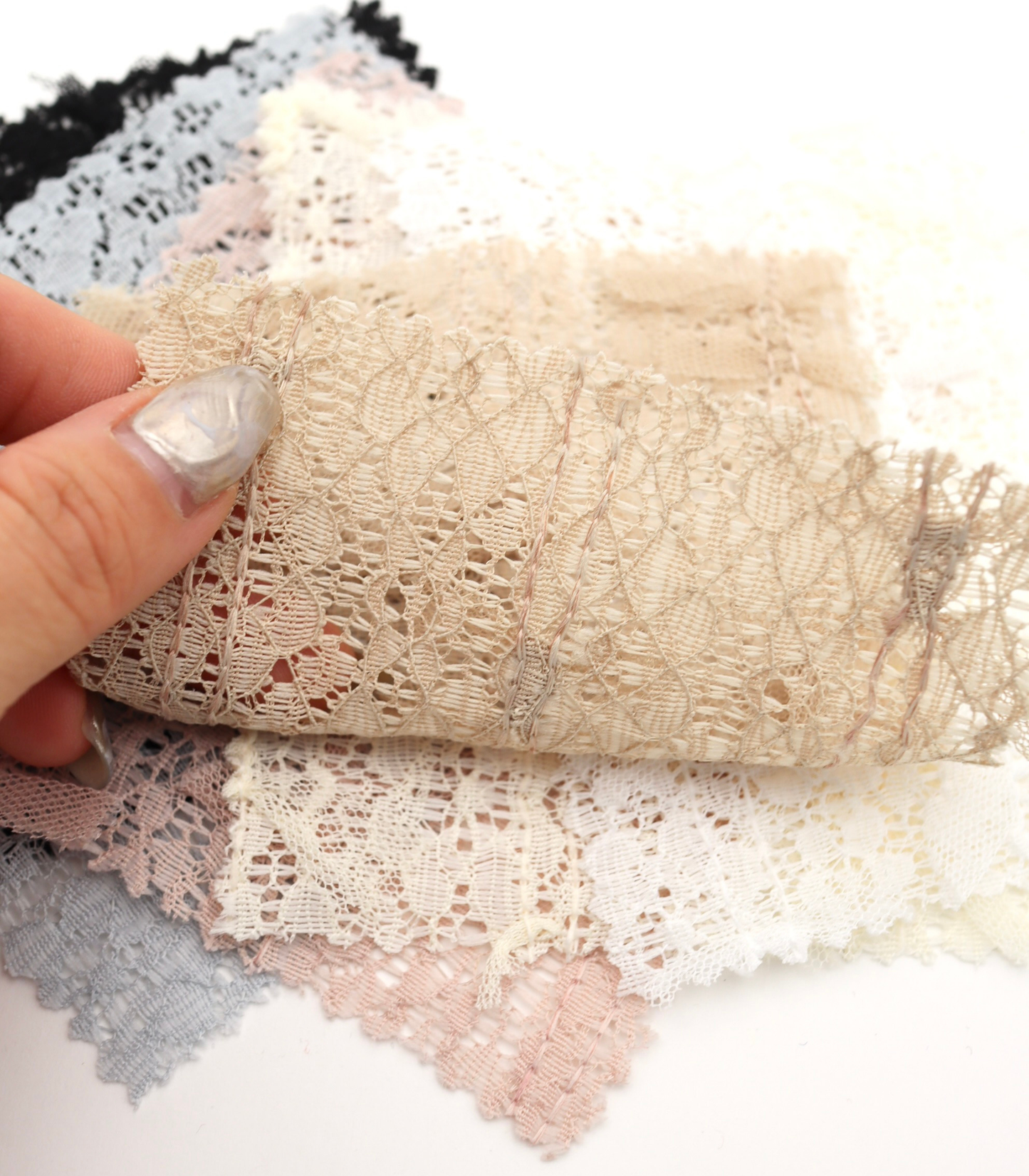 【25SS-380】チュールリボン付きレース　/0.5ｙあたり = ～1005円