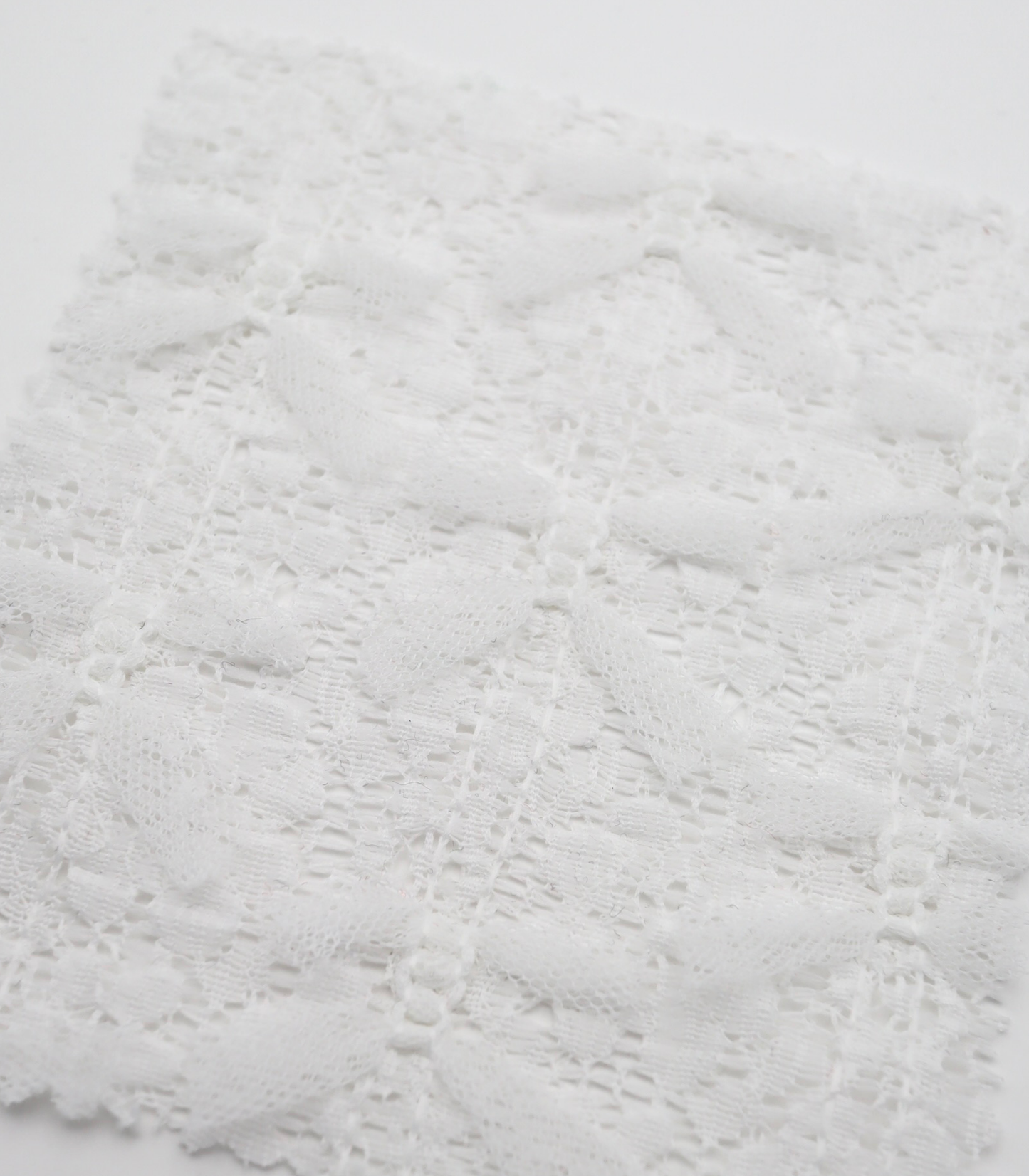 【25SS-380】チュールリボン付きレース　/0.5ｙあたり = ～1005円