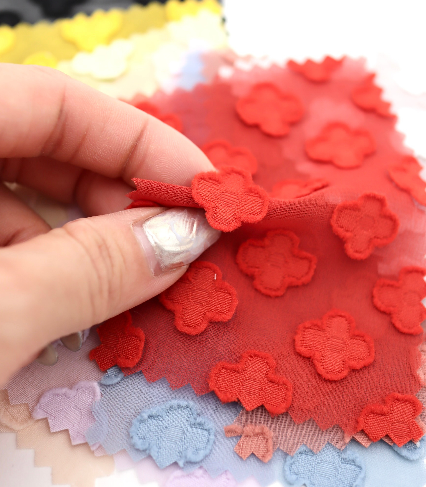 【25SS-372】立体プチフラワージャガードシフォン　/0.5ｙあたり = ～775円