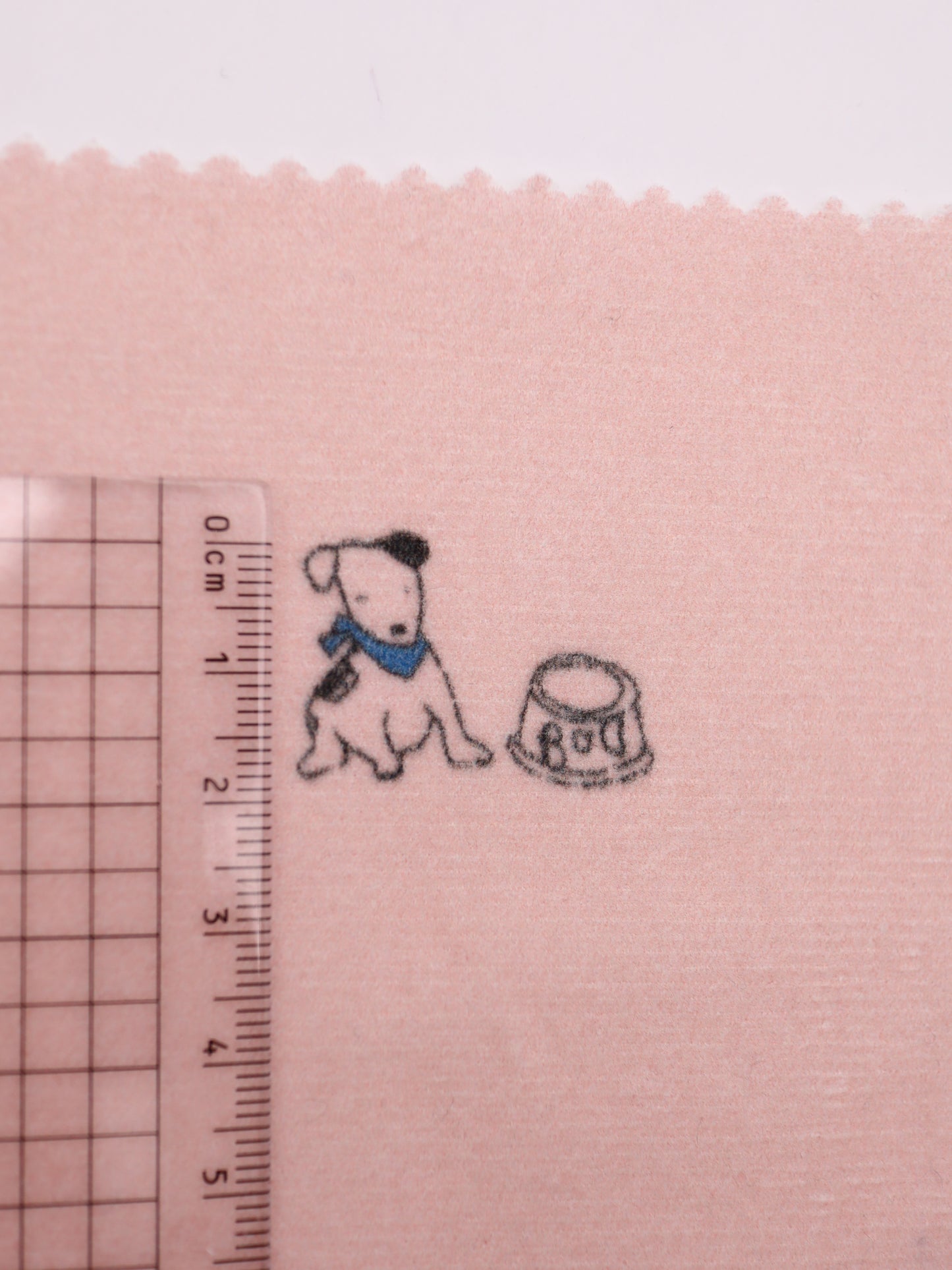 お座りワンちゃんプリント・サマーコール｜【生地幅】約144センチ 【混率】ポリエステル100％｜ドッグウェア・KIDS春夏サロペット・雑貨向き