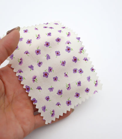 【25SS-232】小花柄プリント綿ローン　/0.5ｙあたり = ～715円