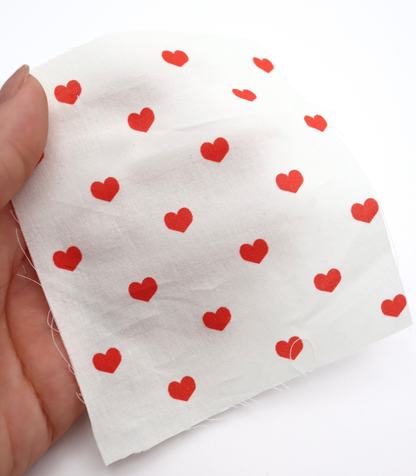 【25SS-049】プチハートプリント綿ローン　/0.5ｙあたり=～725円