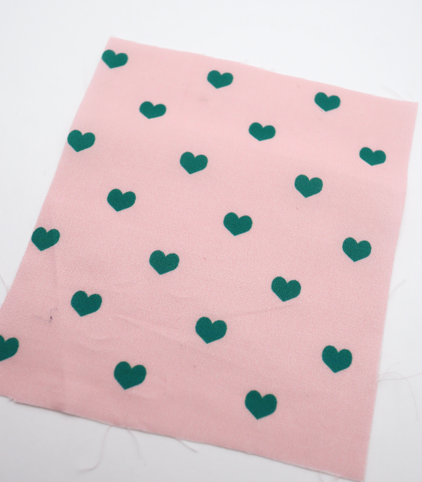 【25SS-049】プチハートプリント綿ローン　/0.5ｙあたり=～725円