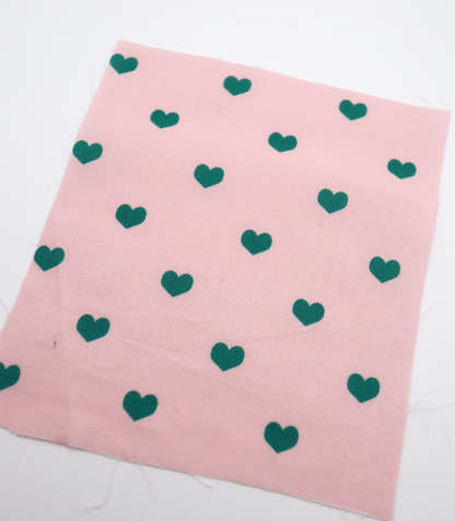 【25SS-049】プチハートプリント綿ローン　/0.5ｙあたり=～725円