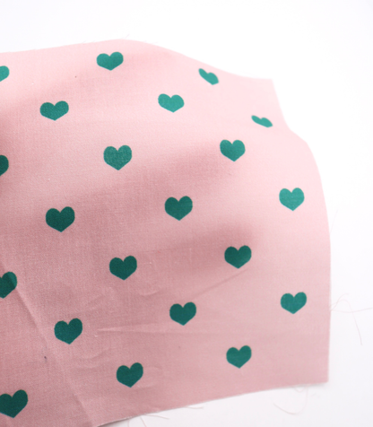 【25SS-049】プチハートプリント綿ローン　/0.5ｙあたり=～725円