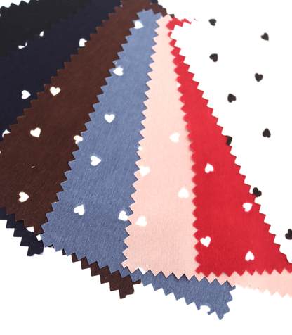 【25SS-048】プチハートプリントポリエステルデシン　/0.5ｙあたり=～765円