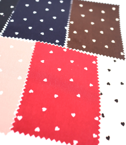 【25SS-048】プチハートプリントポリエステルデシン　/0.5ｙあたり=～765円