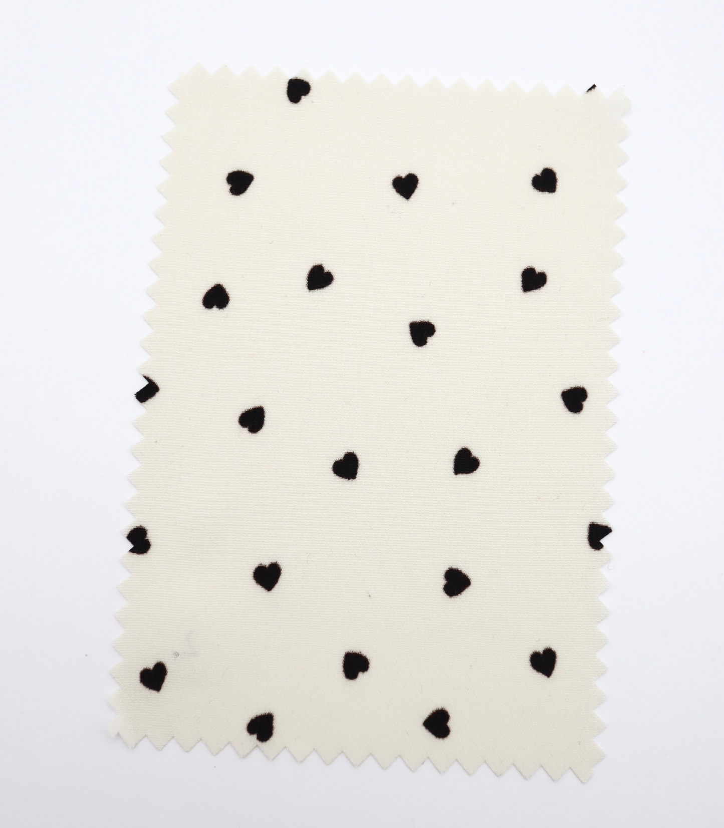 【25SS-048】プチハートプリントポリエステルデシン　/0.5ｙあたり=～765円