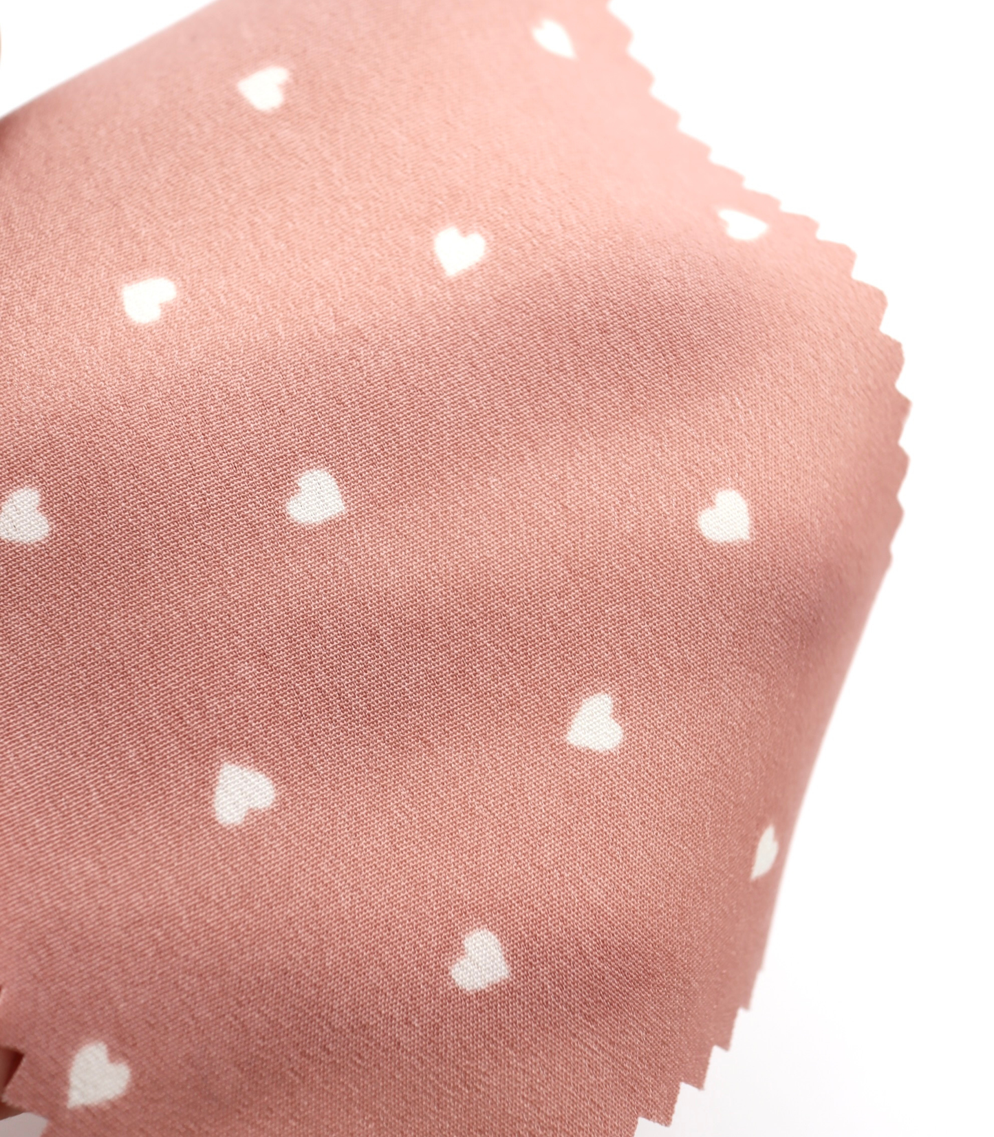 【25SS-048】プチハートプリントポリエステルデシン　/0.5ｙあたり=～765円