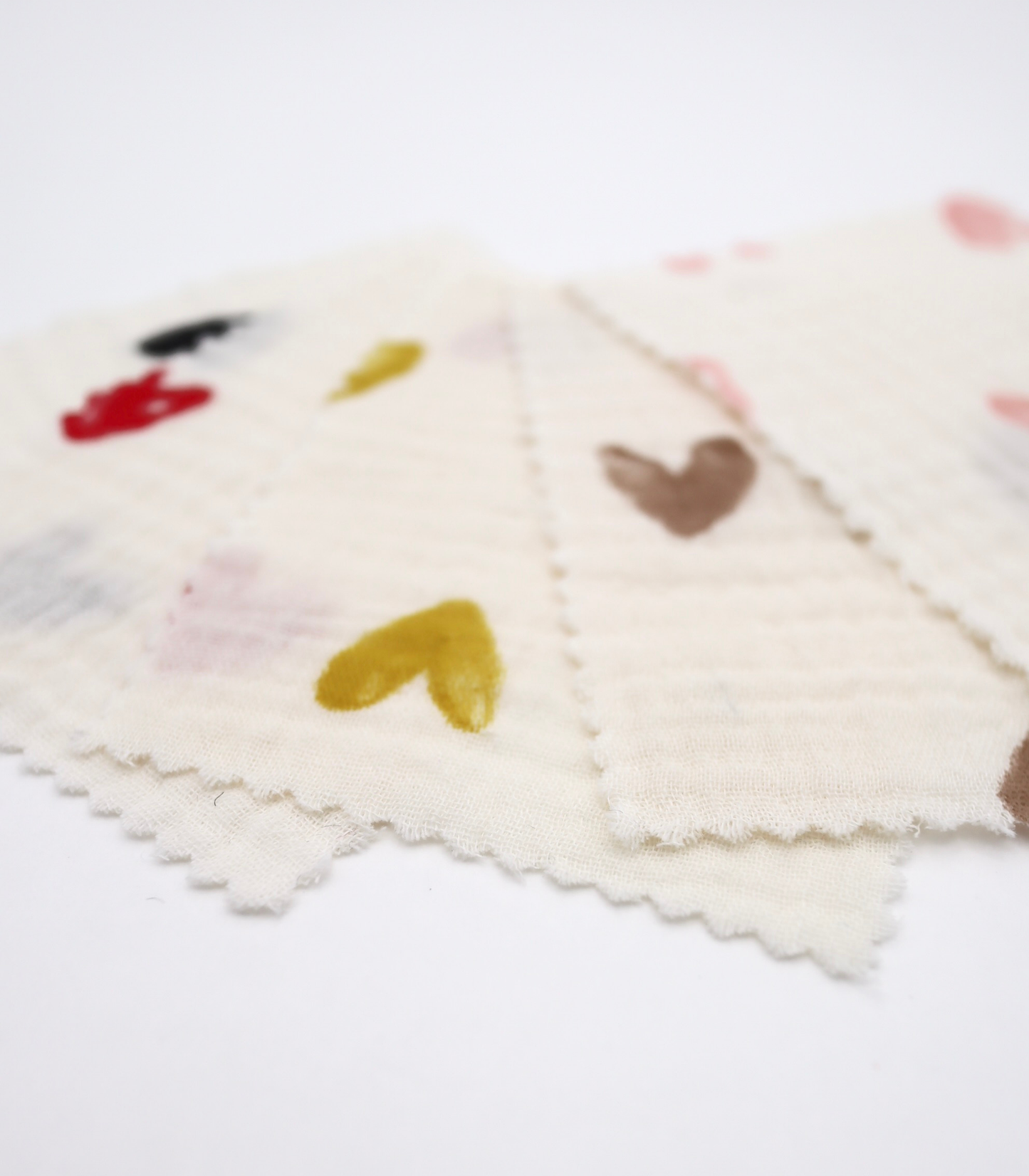 【25SS-038】スケッチ風ハートプリントダブルガーゼ　/0.5ｙあたり=～700円