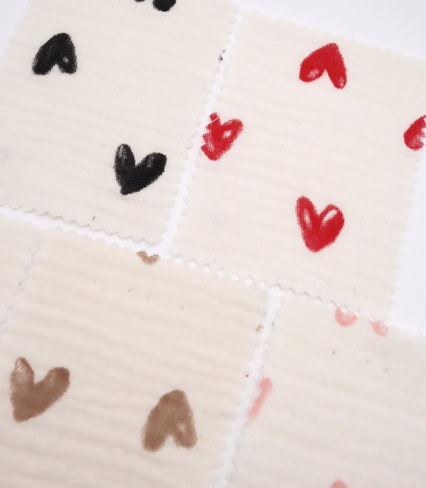 【25SS-038】スケッチ風ハートプリントダブルガーゼ　/0.5ｙあたり=～700円