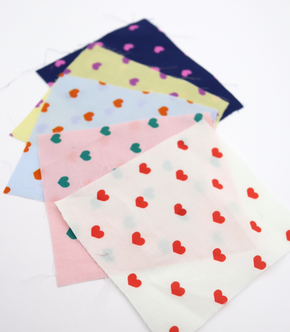 【25SS-049】プチハートプリント綿ローン　/0.5ｙあたり=～725円