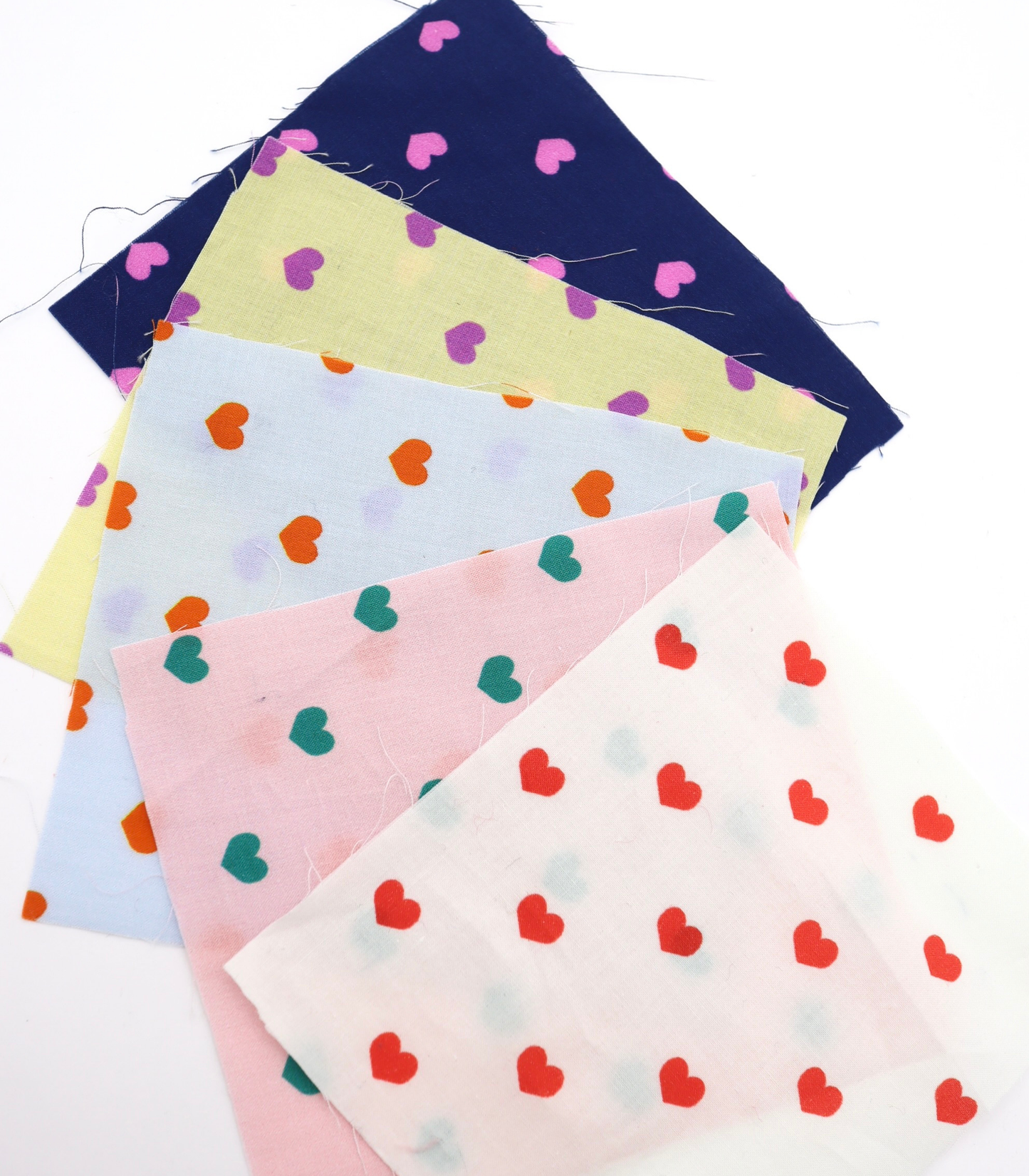 【25SS-049】プチハートプリント綿ローン　/0.5ｙあたり=～725円