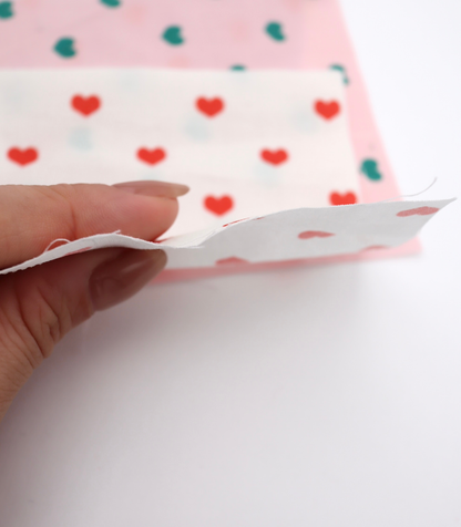 【25SS-049】プチハートプリント綿ローン　/0.5ｙあたり=～725円