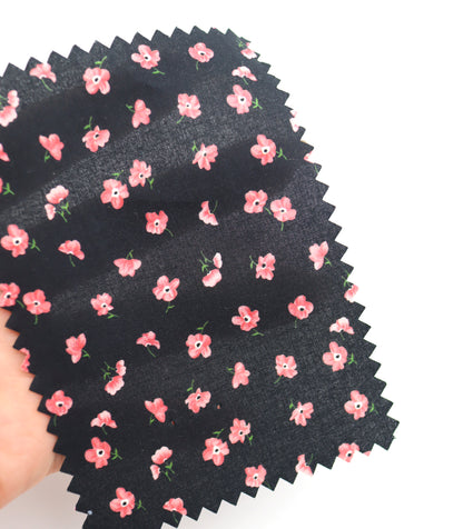 【25SS-232】小花柄プリント綿ローン　/0.5ｙあたり = ～715円