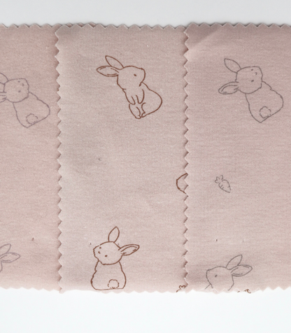 【25SS-204】うさちゃん×にんじんプリントフライス　/0.5ｙあたり = ～920円