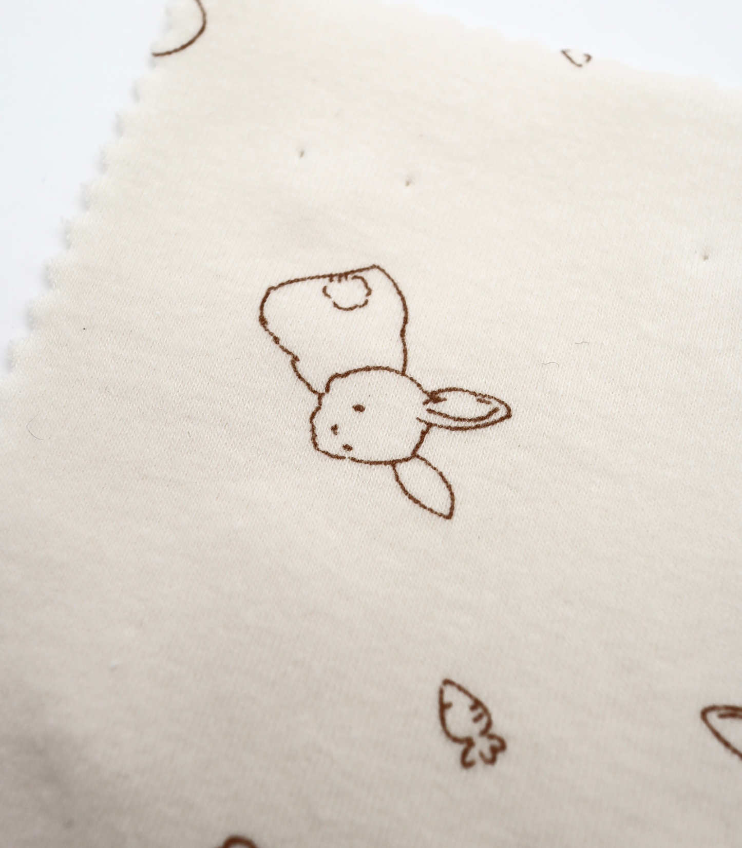 【25SS-204】うさちゃん×にんじんプリントフライス　/0.5ｙあたり = ～920円