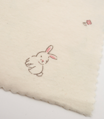 【25SS-203】うさちゃん×フラワープリントフライス　/0.5ｙあたり = ～920円