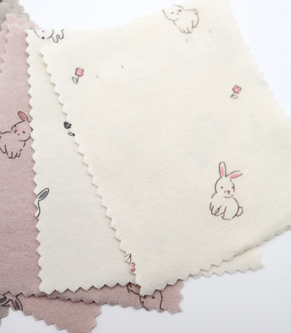 【25SS-203】うさちゃん×フラワープリントフライス　/0.5ｙあたり = ～920円