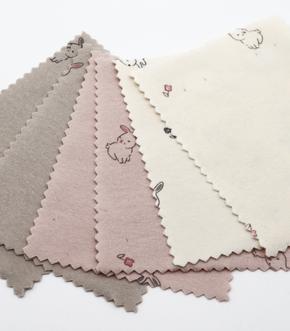 【25SS-203】うさちゃん×フラワープリントフライス　/0.5ｙあたり = ～920円