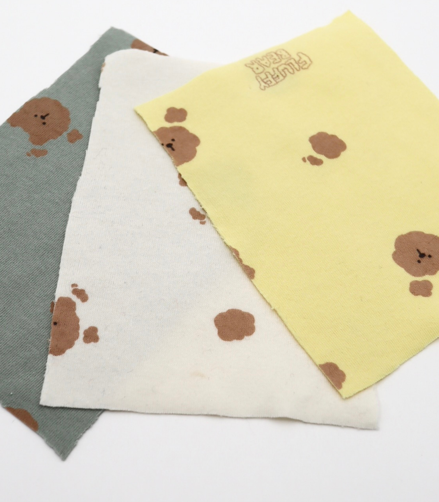 【25SS-201】もこもこくまちゃんプリントフライス　/0.5ｙあたり = ～ 900円