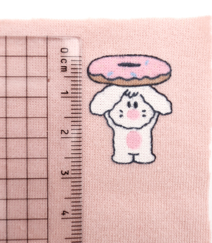 【25SS-202】ドーナッツラバーうさちゃんプリントフライス　/0.5ｙあたり = ～ 900円