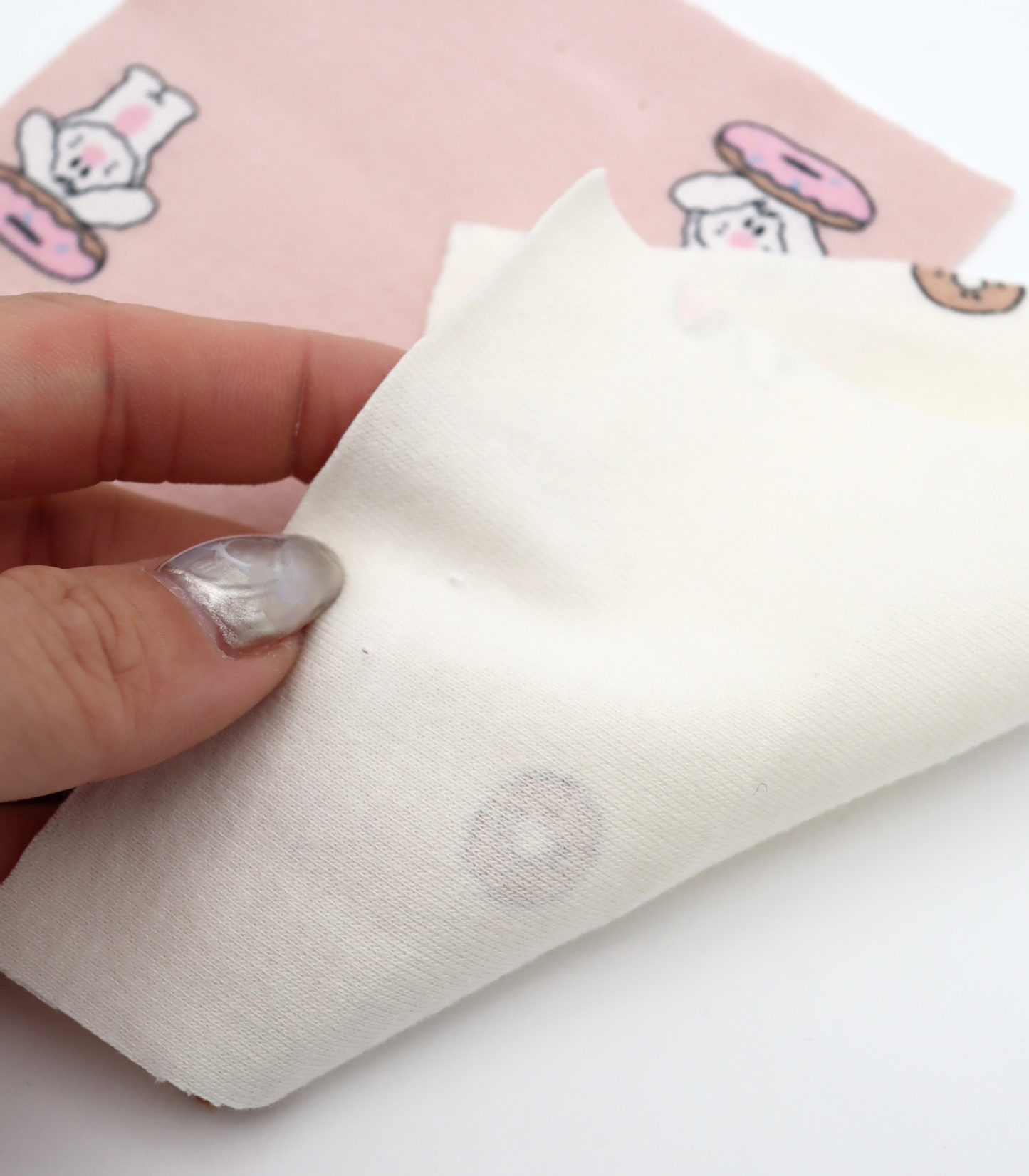 【25SS-202】ドーナッツラバーうさちゃんプリントフライス　/0.5ｙあたり = ～ 900円