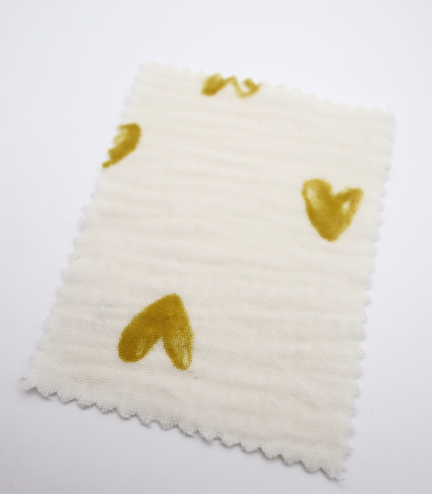 【25SS-038】スケッチ風ハートプリントダブルガーゼ　/0.5ｙあたり=～700円