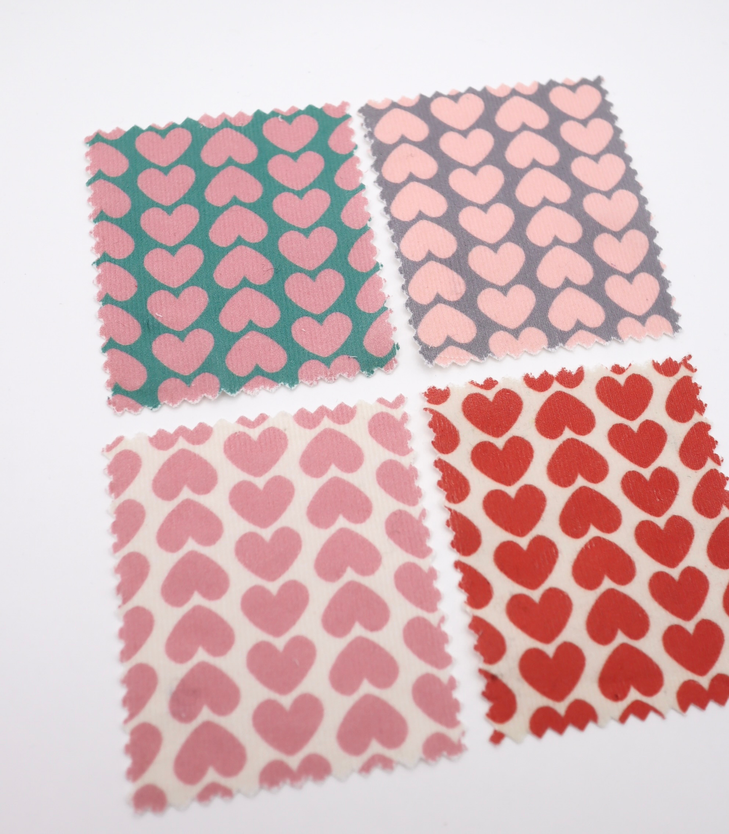 【25SS-019】ハートヘリンボーンプリントコーデュロイ　/0.5ｙあたり=～990円