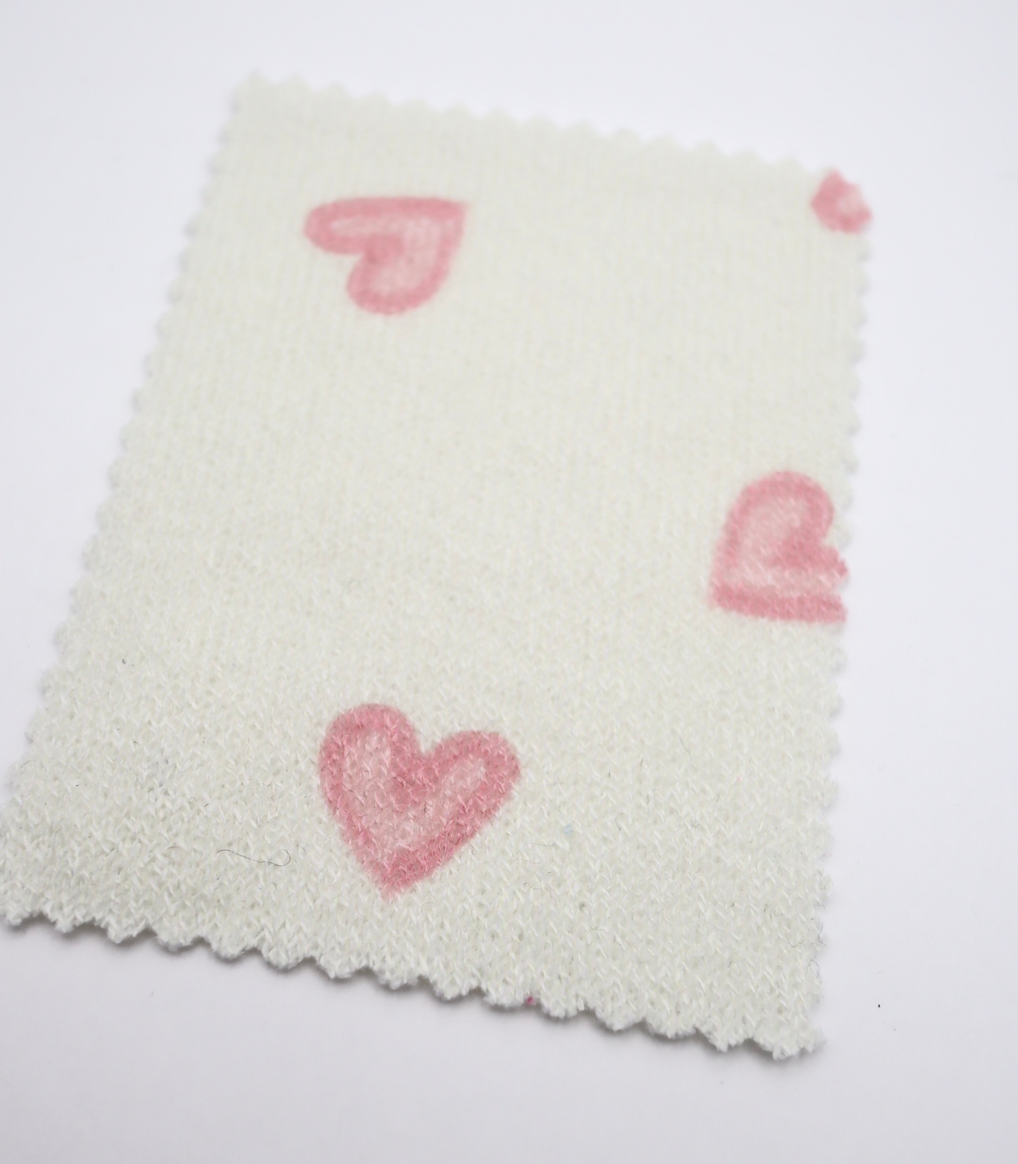 【25SS-028】スケッチ風ハートプリント天竺ニット　/0.5ｙあたり=～880円