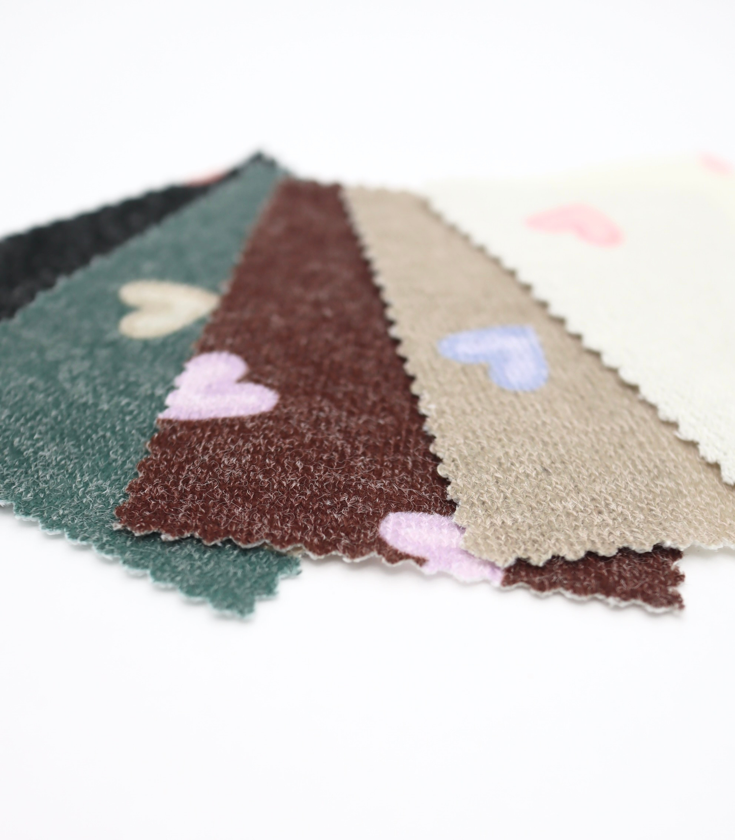 【25SS-028】スケッチ風ハートプリント天竺ニット　/0.5ｙあたり=～880円