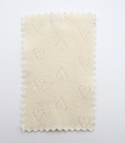【25SS-032】ハート柄針抜きフライス　/0.5ｙあたり=～655円