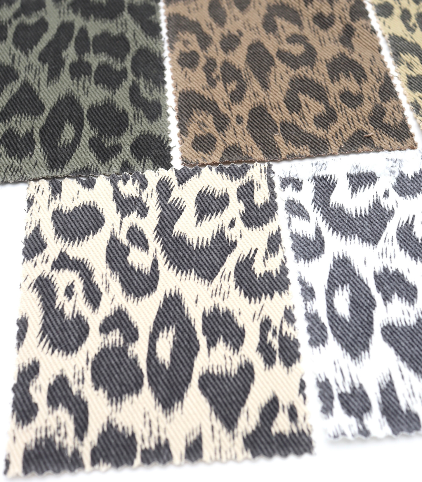 【25SS-221】ヒョウ柄プリントツイル　/0.5ｙあたり=～1170円