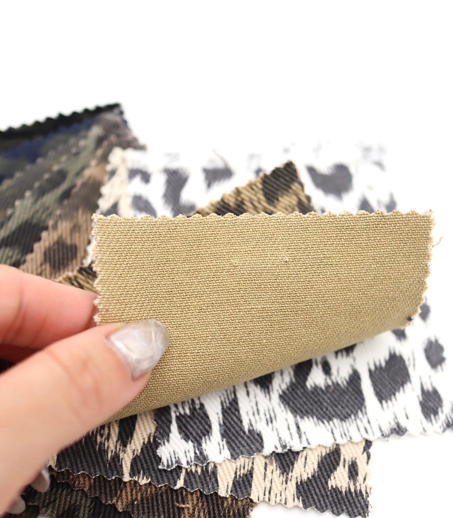 【25SS-221】ヒョウ柄プリントツイル　/0.5ｙあたり=～1170円