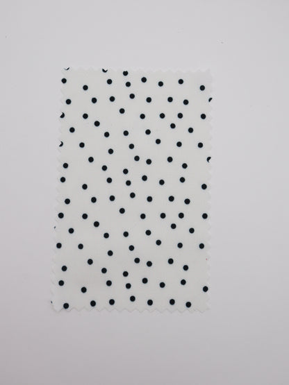ランダム小ドット・高密度サテンジョーゼット｜147cm広幅・5種のドットサイズ展開・防シワ｜ドッグウェア・アクセント・動きのあるデザイン向け｜26SS-196【生地仕入れ代行卸】