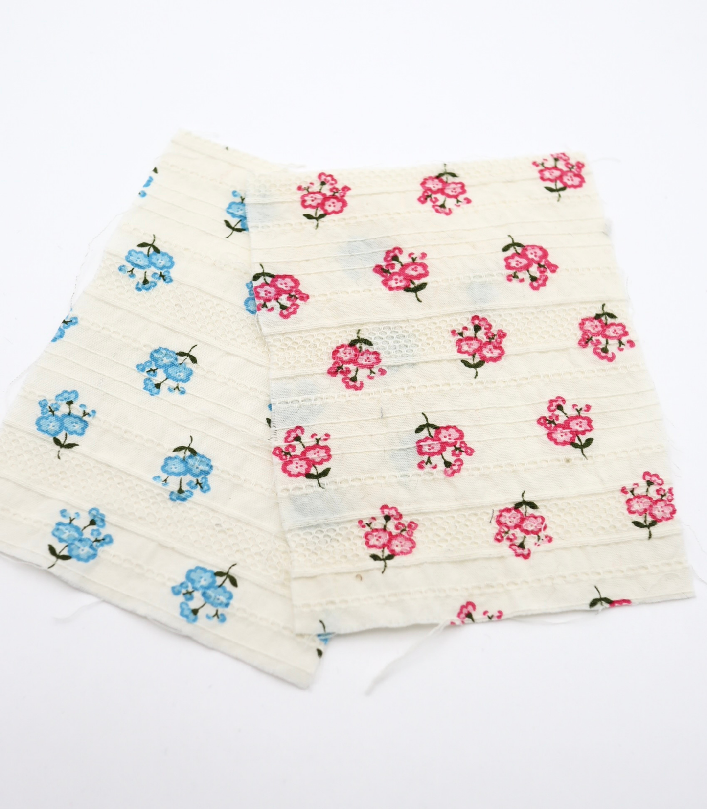 【25SS-445】小花柄プリント綿ローンボーダージャガード　/0.5ｙあたり=～840円