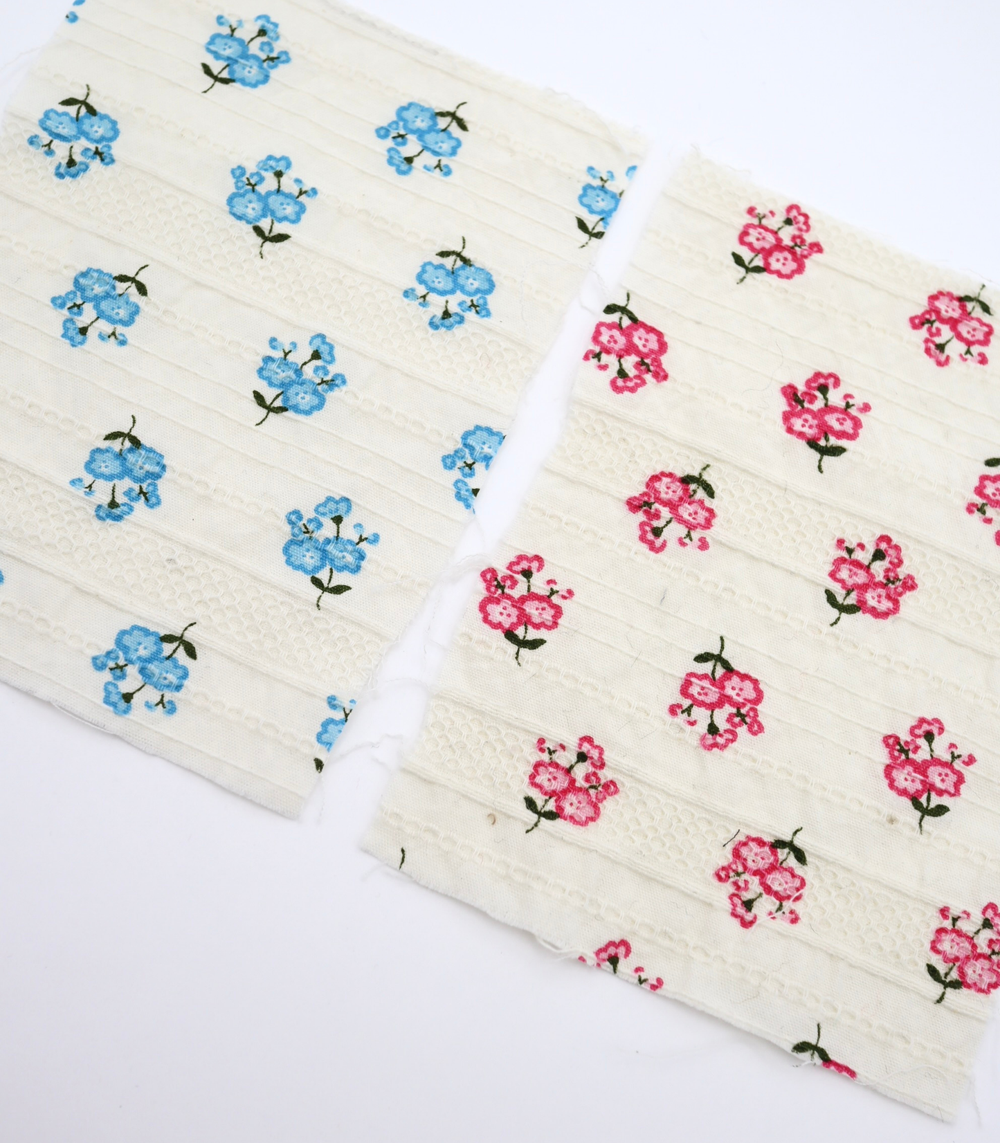 【25SS-445】小花柄プリント綿ローンボーダージャガード　/0.5ｙあたり=～840円