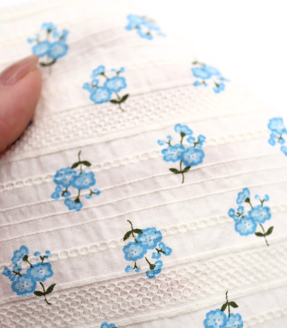 【25SS-445】小花柄プリント綿ローンボーダージャガード　/0.5ｙあたり=～840円