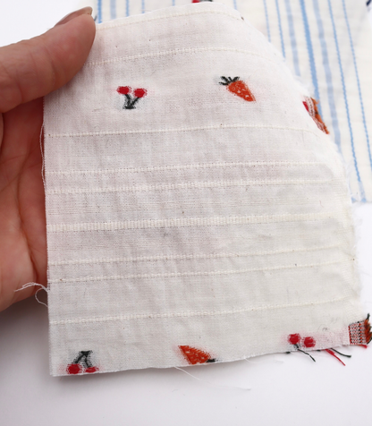 【25SS-444】サクランボ×イチゴ×ボーダー綿ローンジャガード　/0.5ｙあたり=～890円