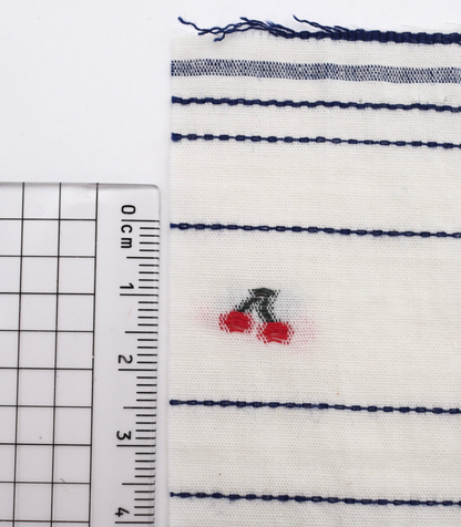 【25SS-444】サクランボ×イチゴ×ボーダー綿ローンジャガード　/0.5ｙあたり=～890円